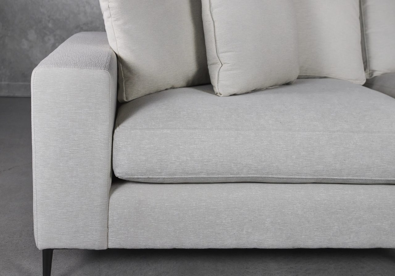 Adrian Sectional, Close Up