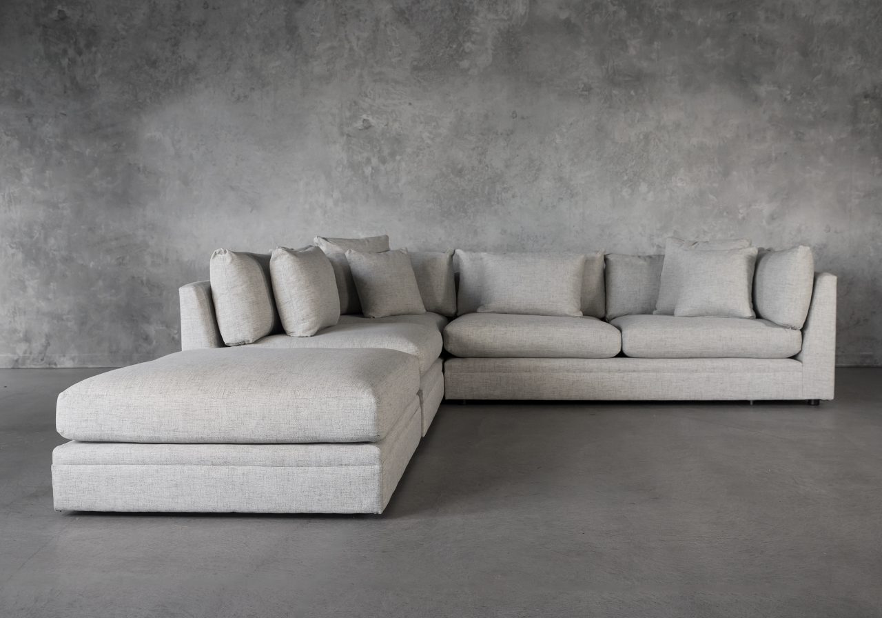 Bradford Sectional, Front