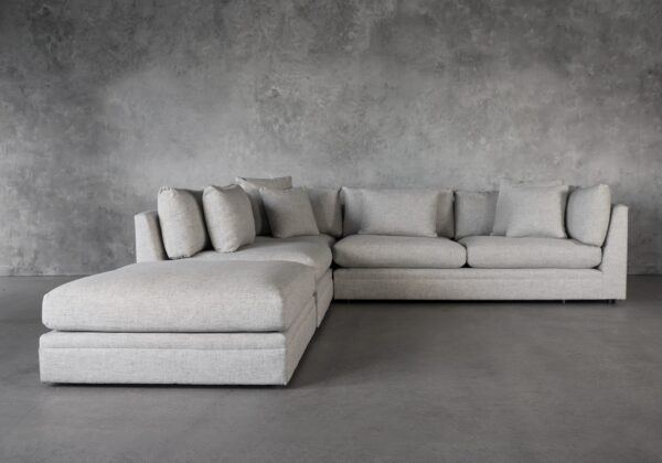 Bradford Sectional, Front