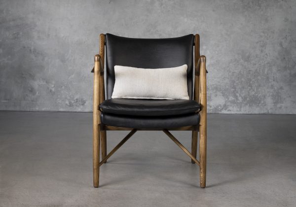 Steen Chair in Black Leather, Front