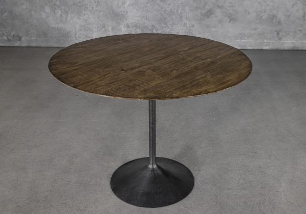 Dimi Bistro Table, Angle