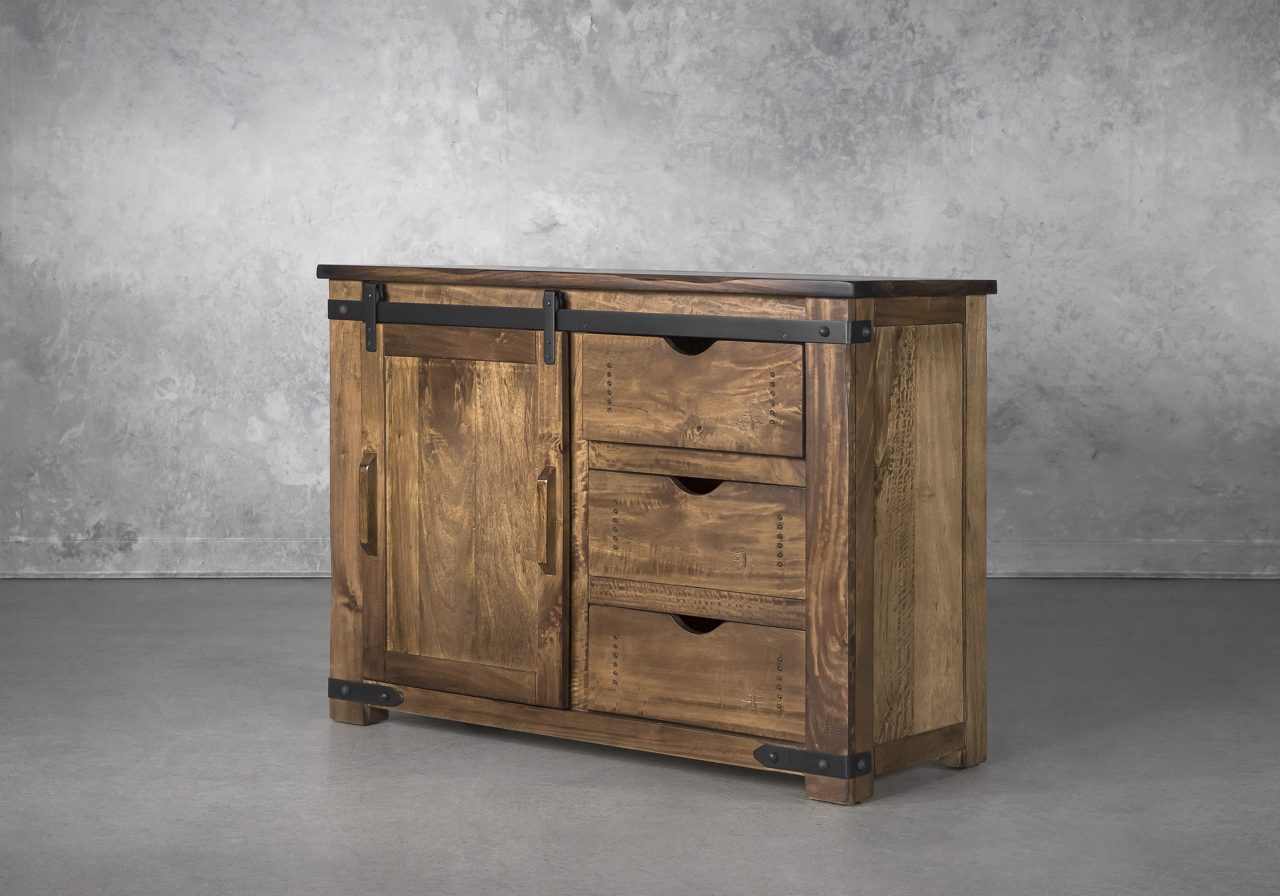 Parota TV Unit, Angle