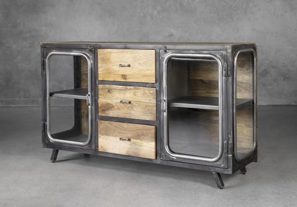Thorndike Sideboard, Angle
