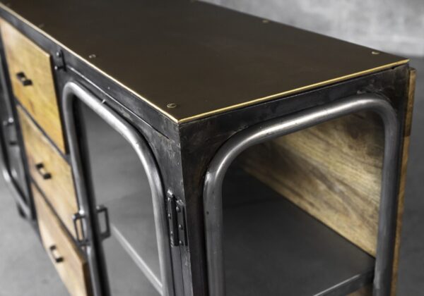 Thorndike Sideboard, Close Up