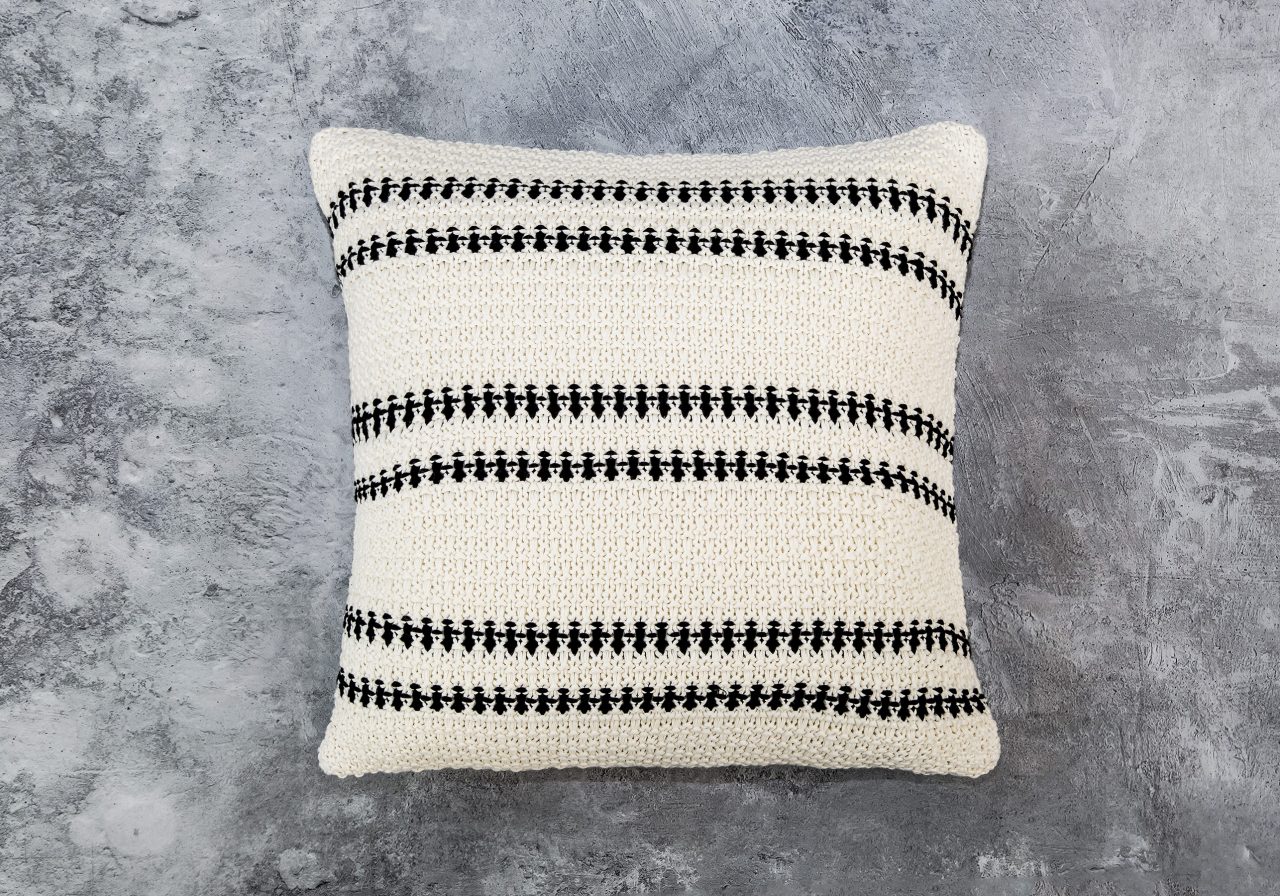 Aztec Pillow 20 x 20, Top