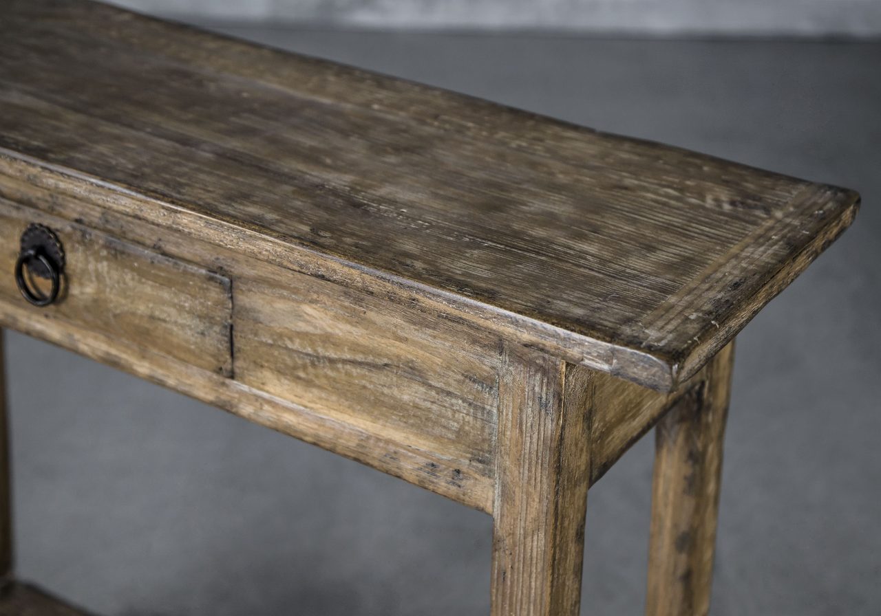 Edy Console, Close Up