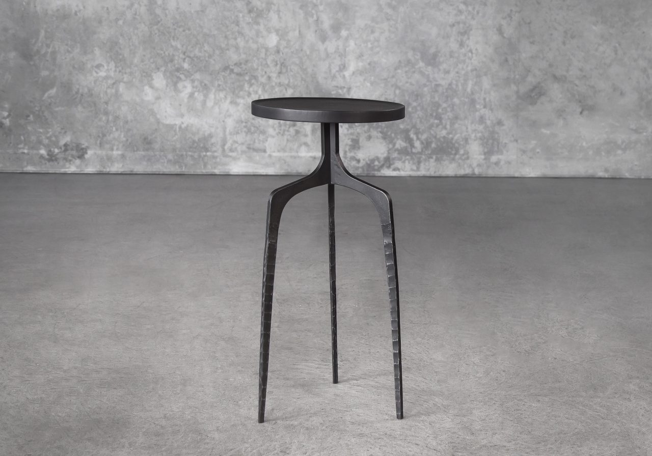 Jules Sidetable, Front