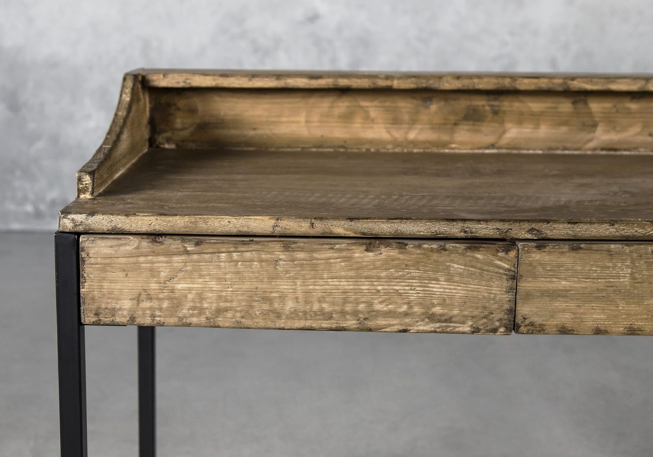 Smith Desk, Close Up