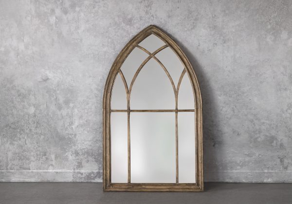 Windsor Mirror, Front