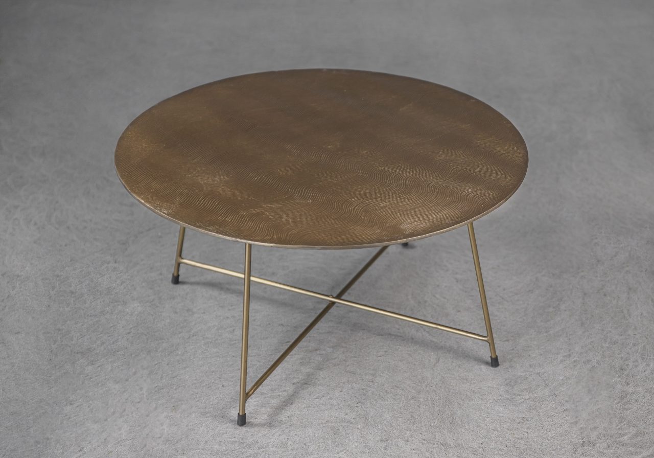 Wave Coffee Table in Brass, Angle, Top