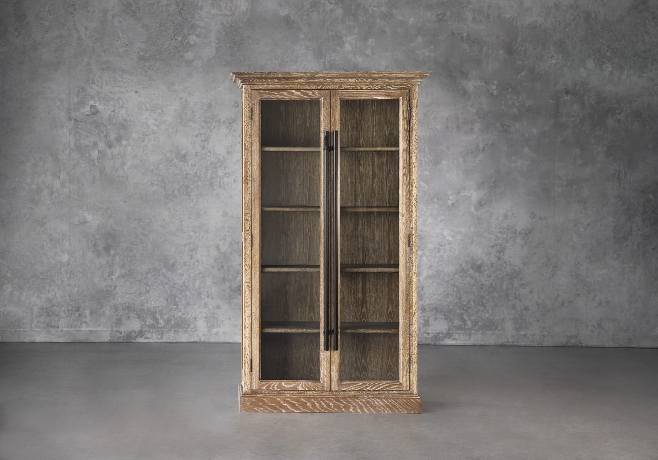 Wicklow Cabinet, Front