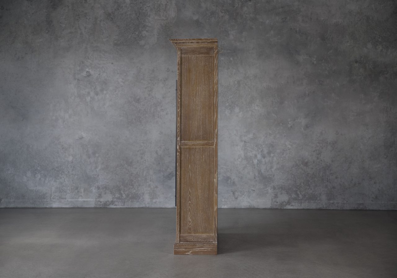 Wicklow Cabinet, Side