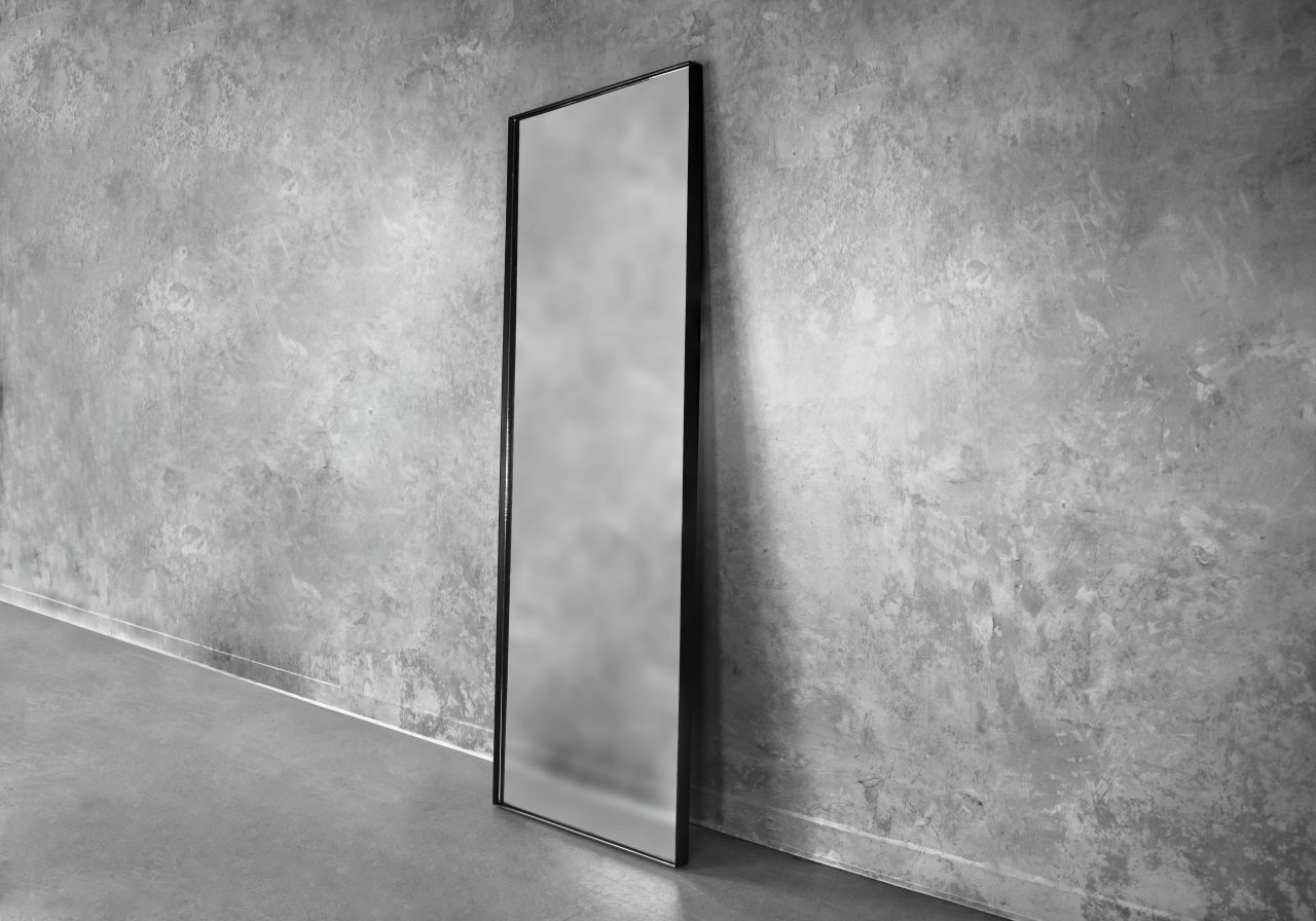 Mars Mirror, Angle