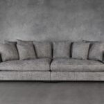 Louise Sofa, Front