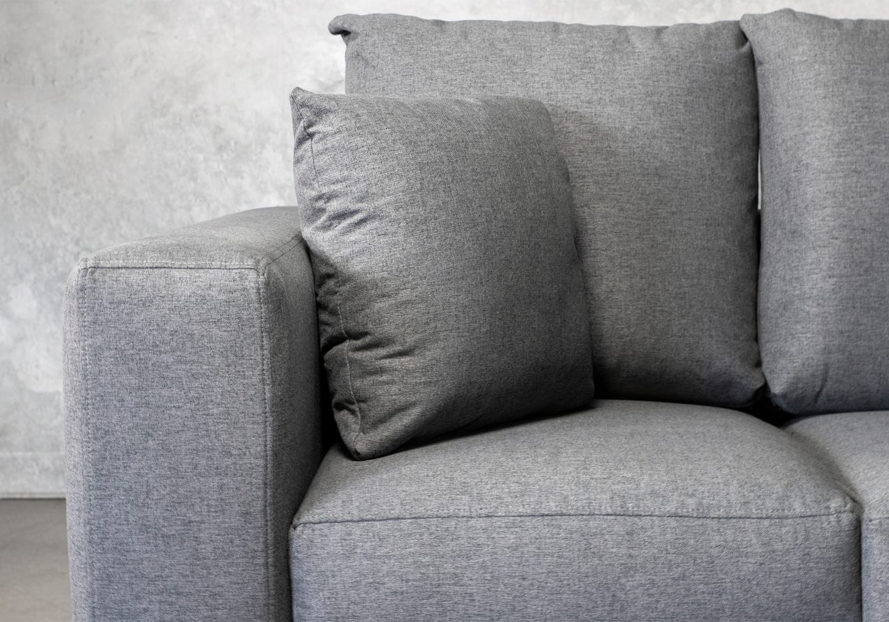 Lonnie Sectional, Close Up