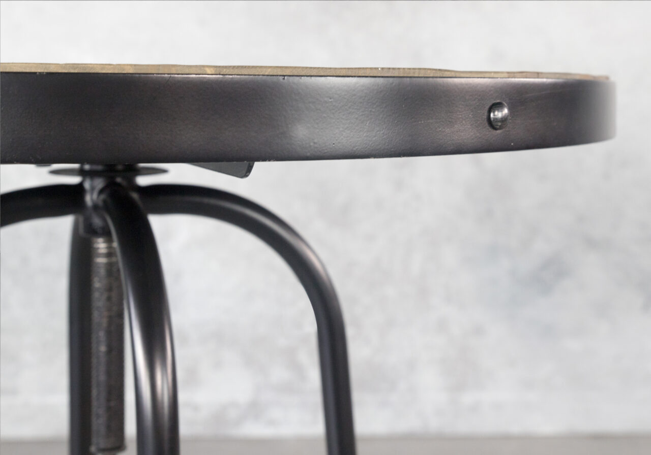 Faction Bar Table, Detail