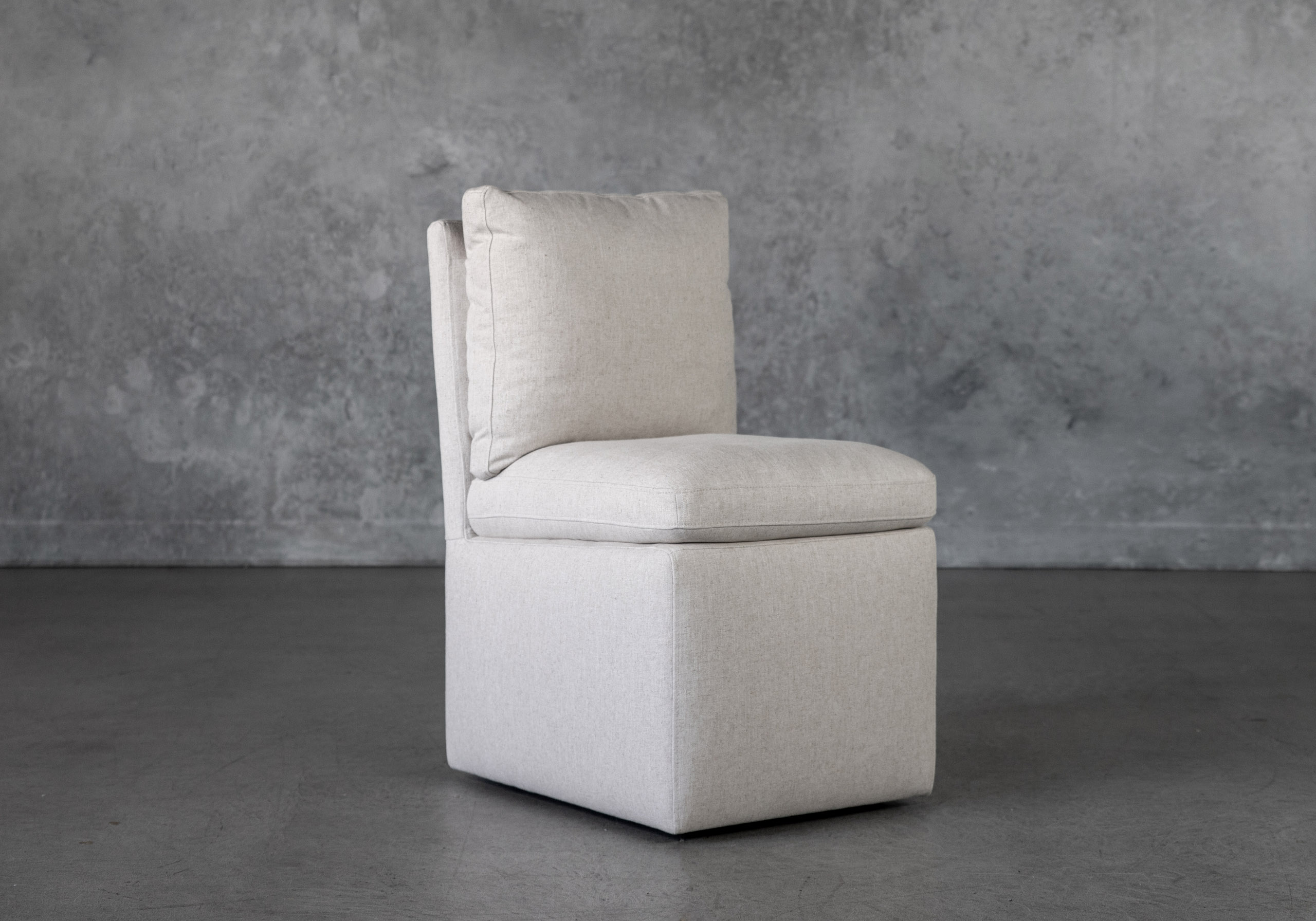 Maria Dining Chair C285 Linen Angle