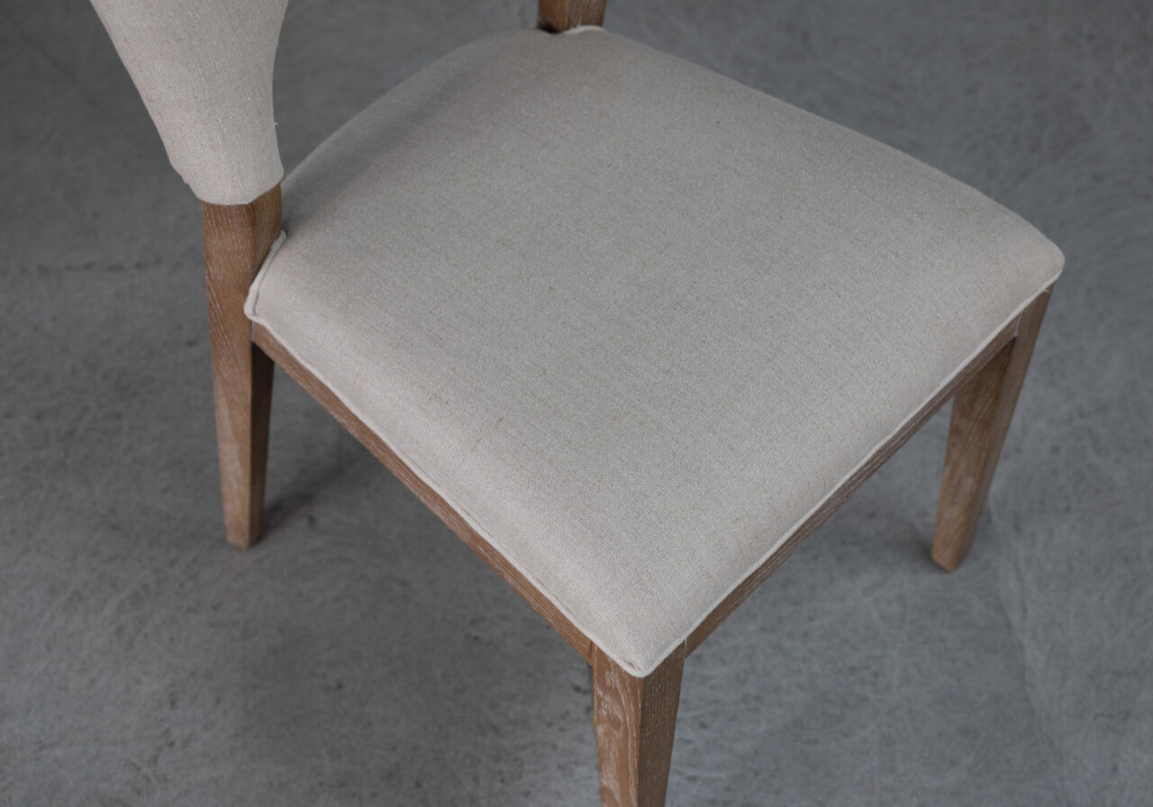 Berty Chair, Detail