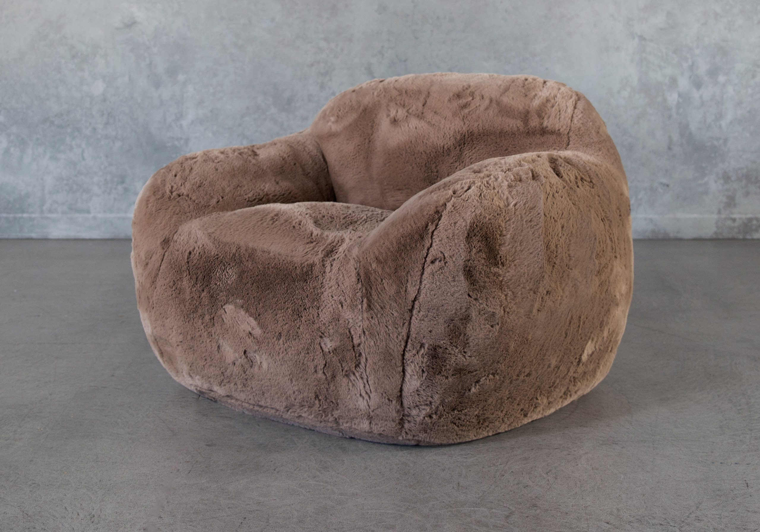 Teddy Chair Taupe Angle