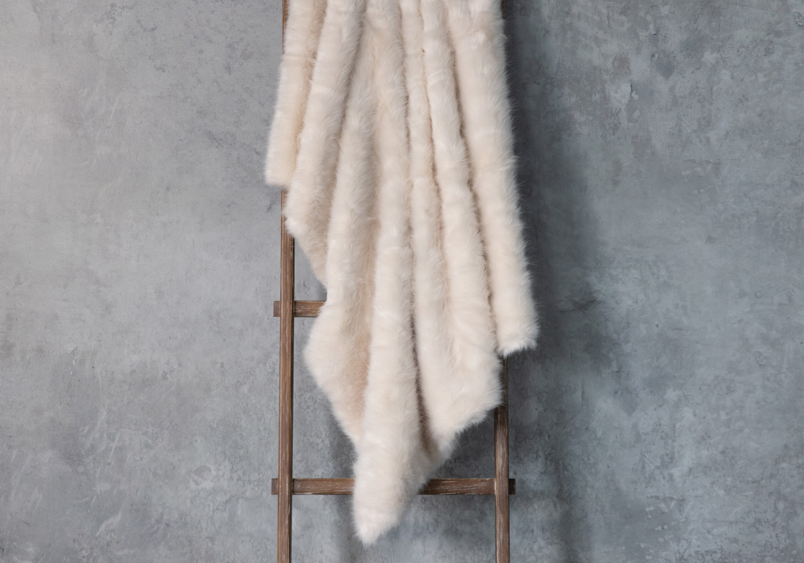 Faux Fur White