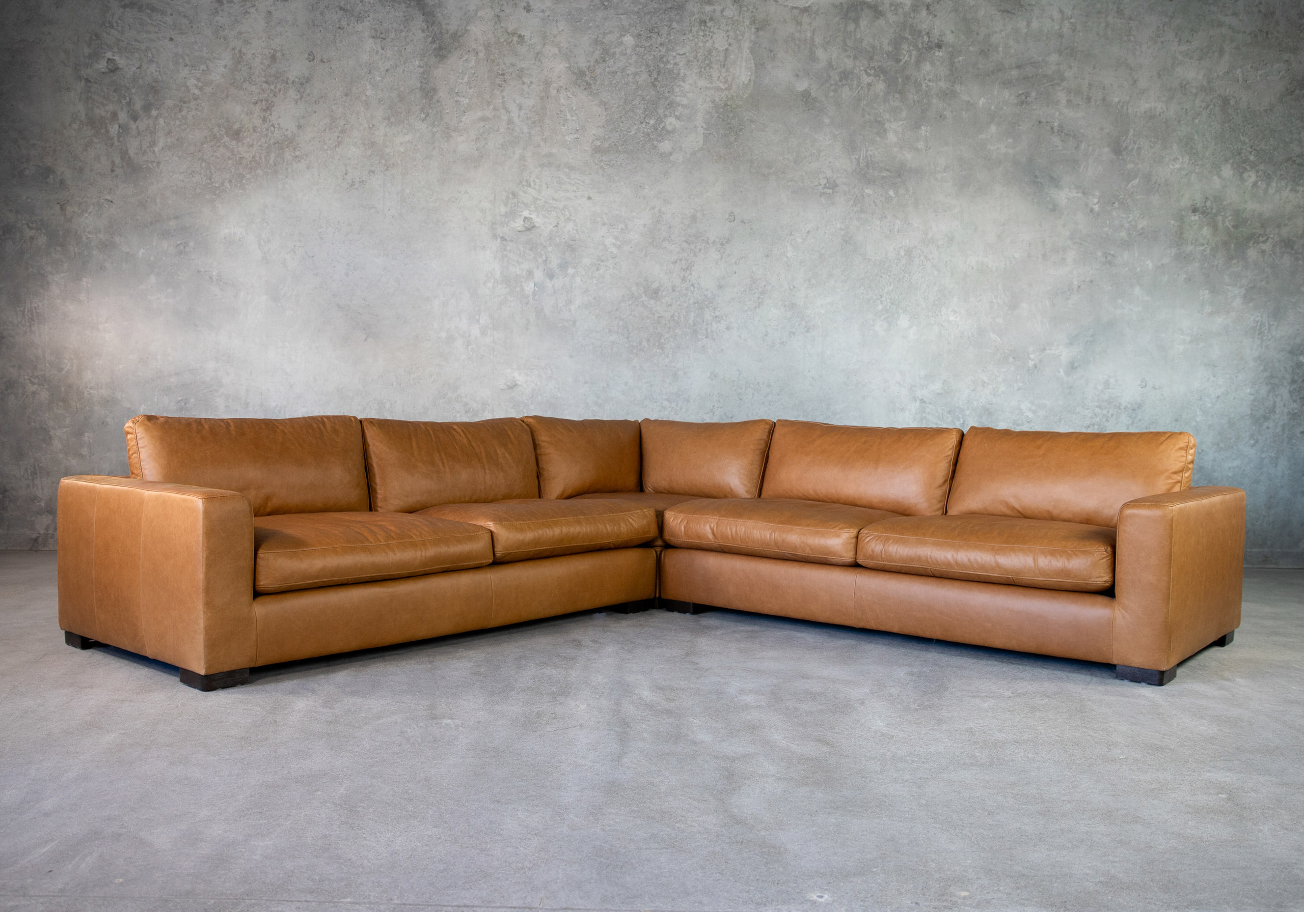Lucca Sectional L.Camel Angle