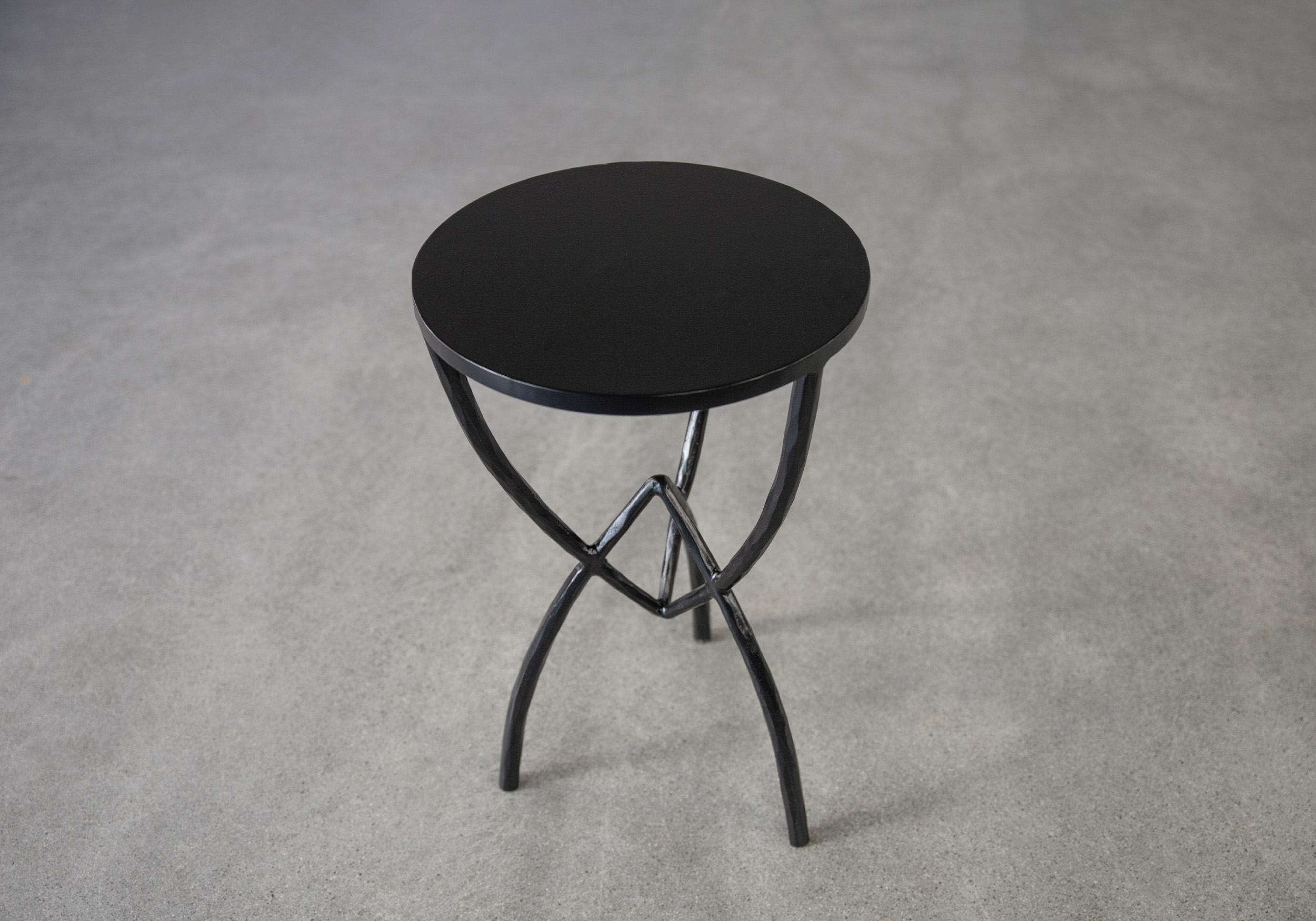 jodu martini table top