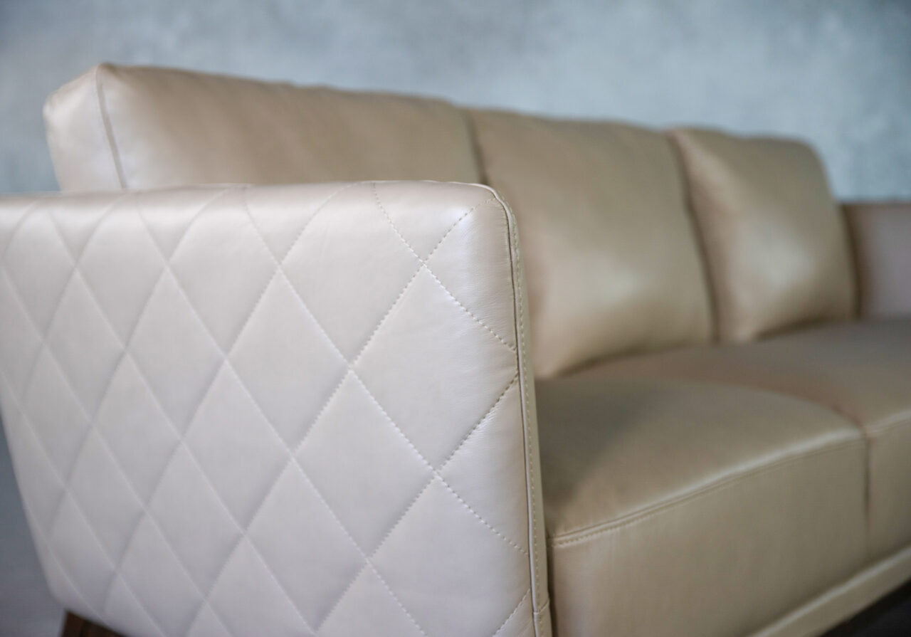 leo-leather-sofa-taupe-arm