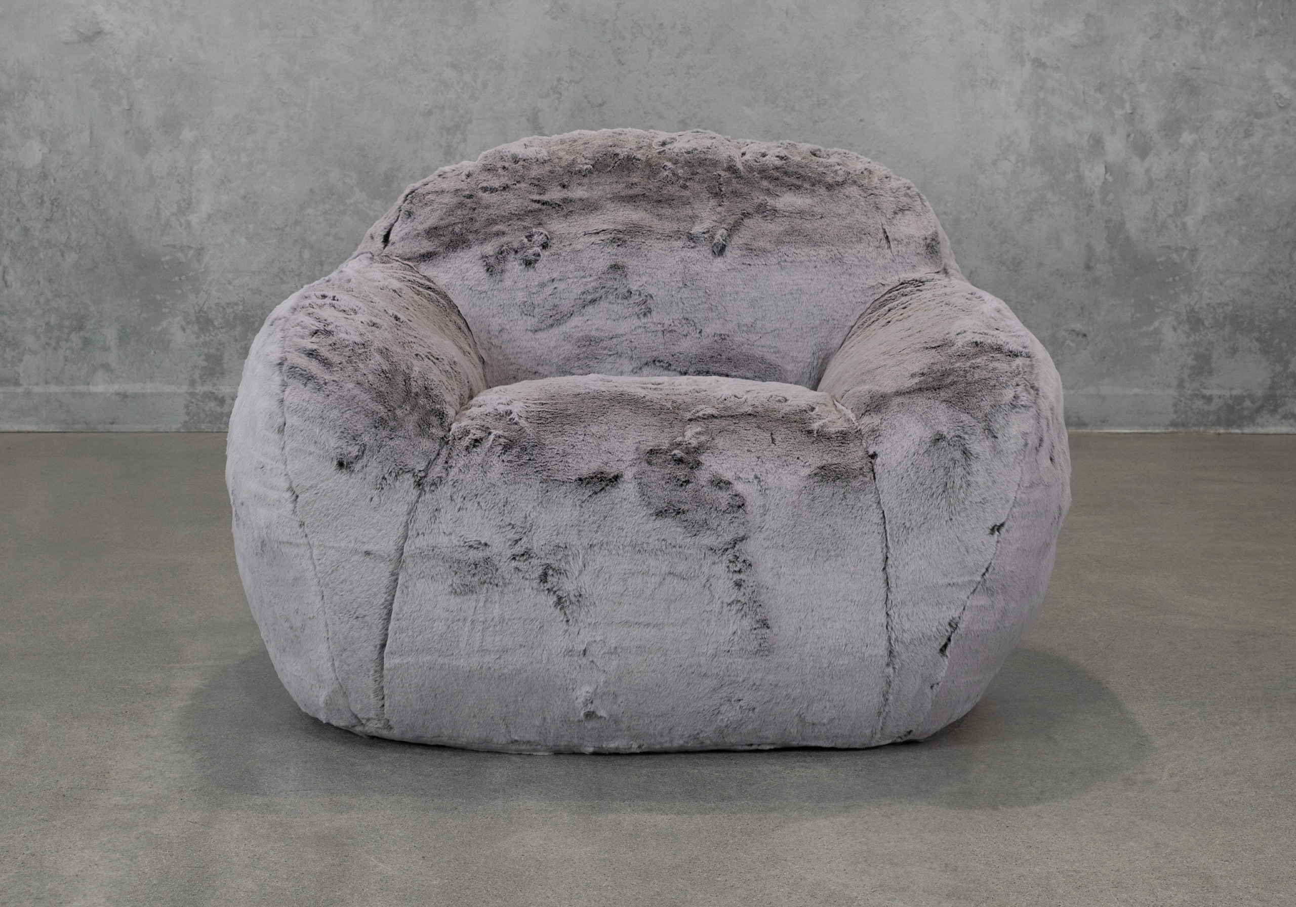 Teddy Chair in Grey Front