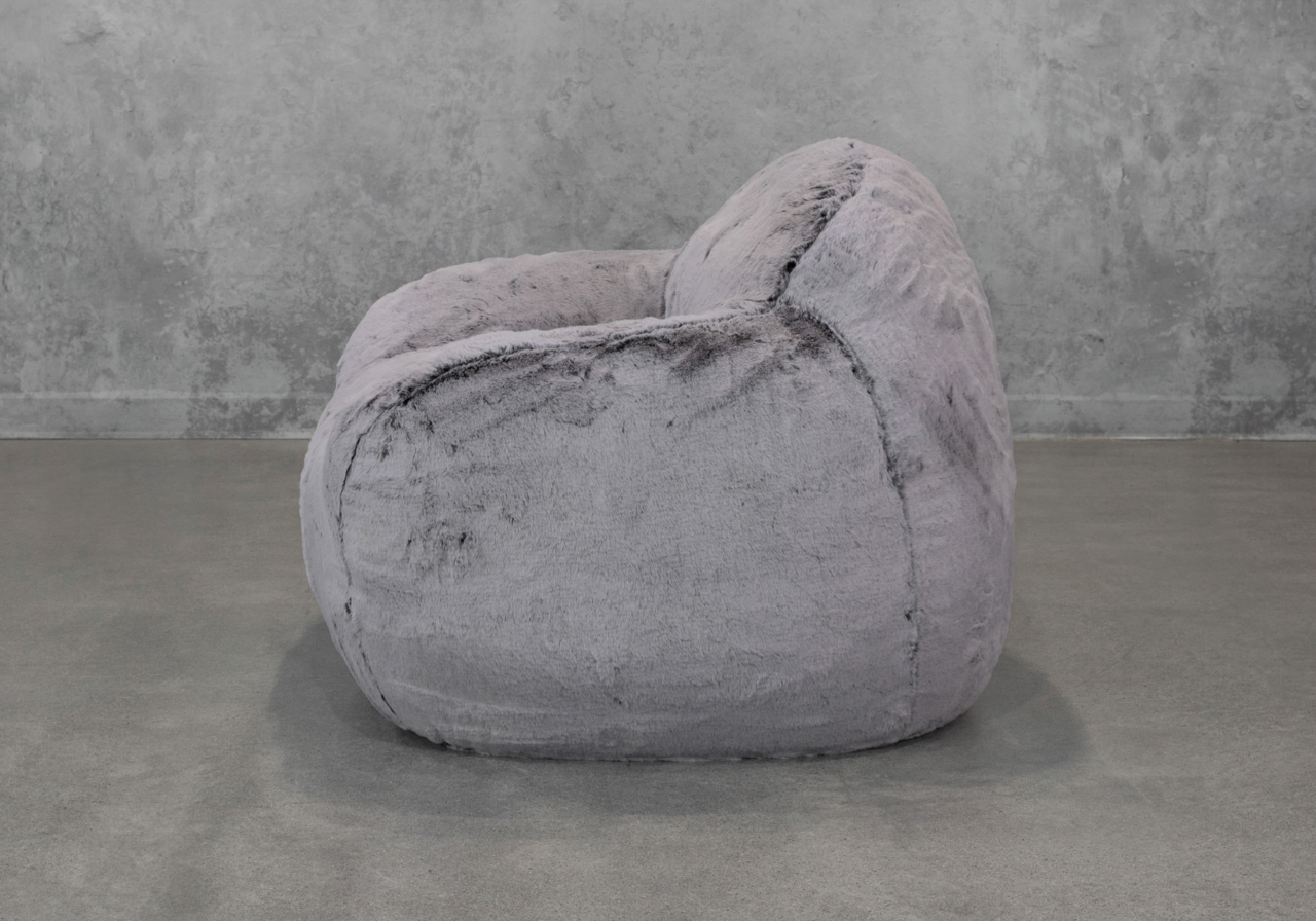 Teddy Chair in Grey Side