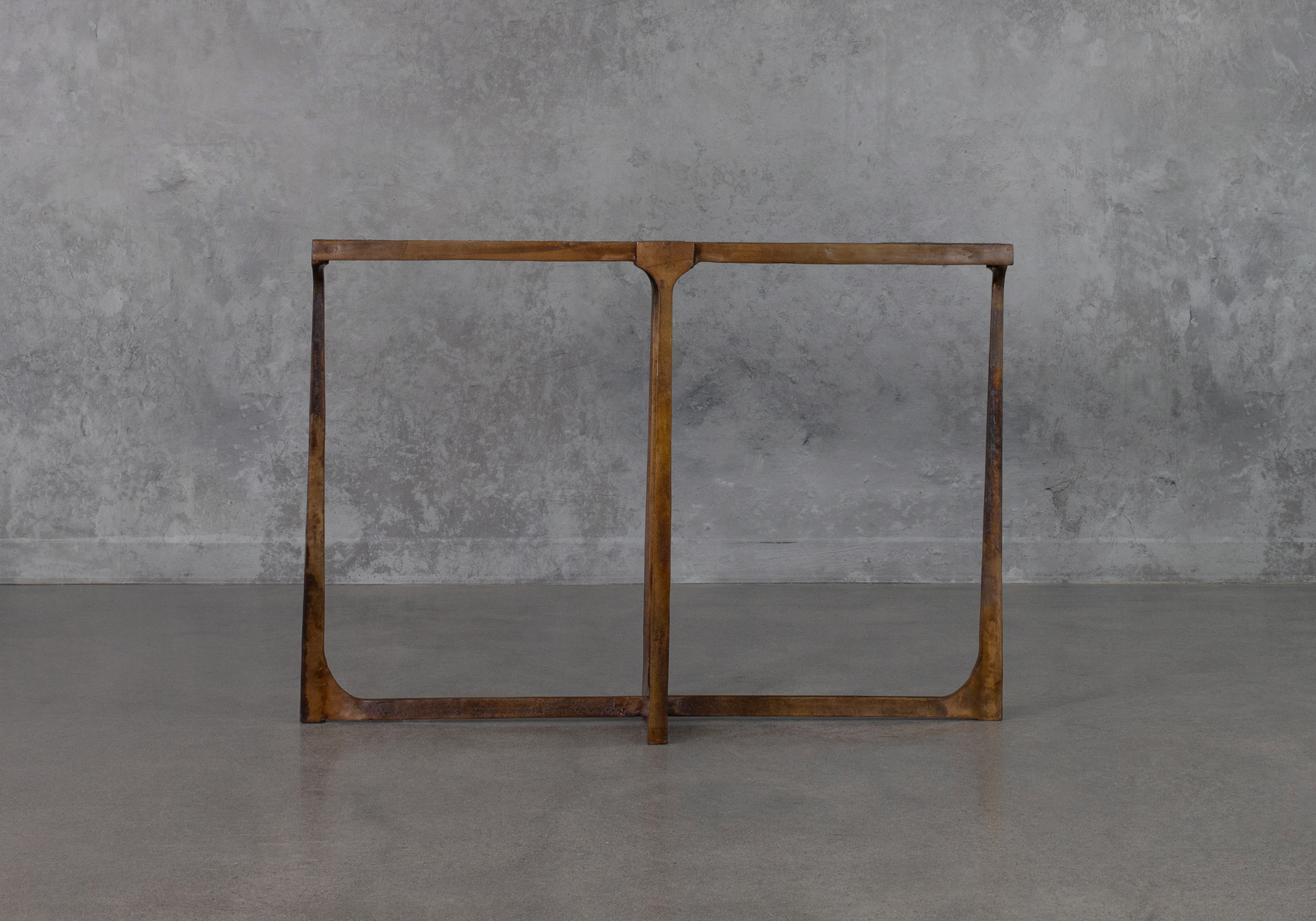 Romola Console Front