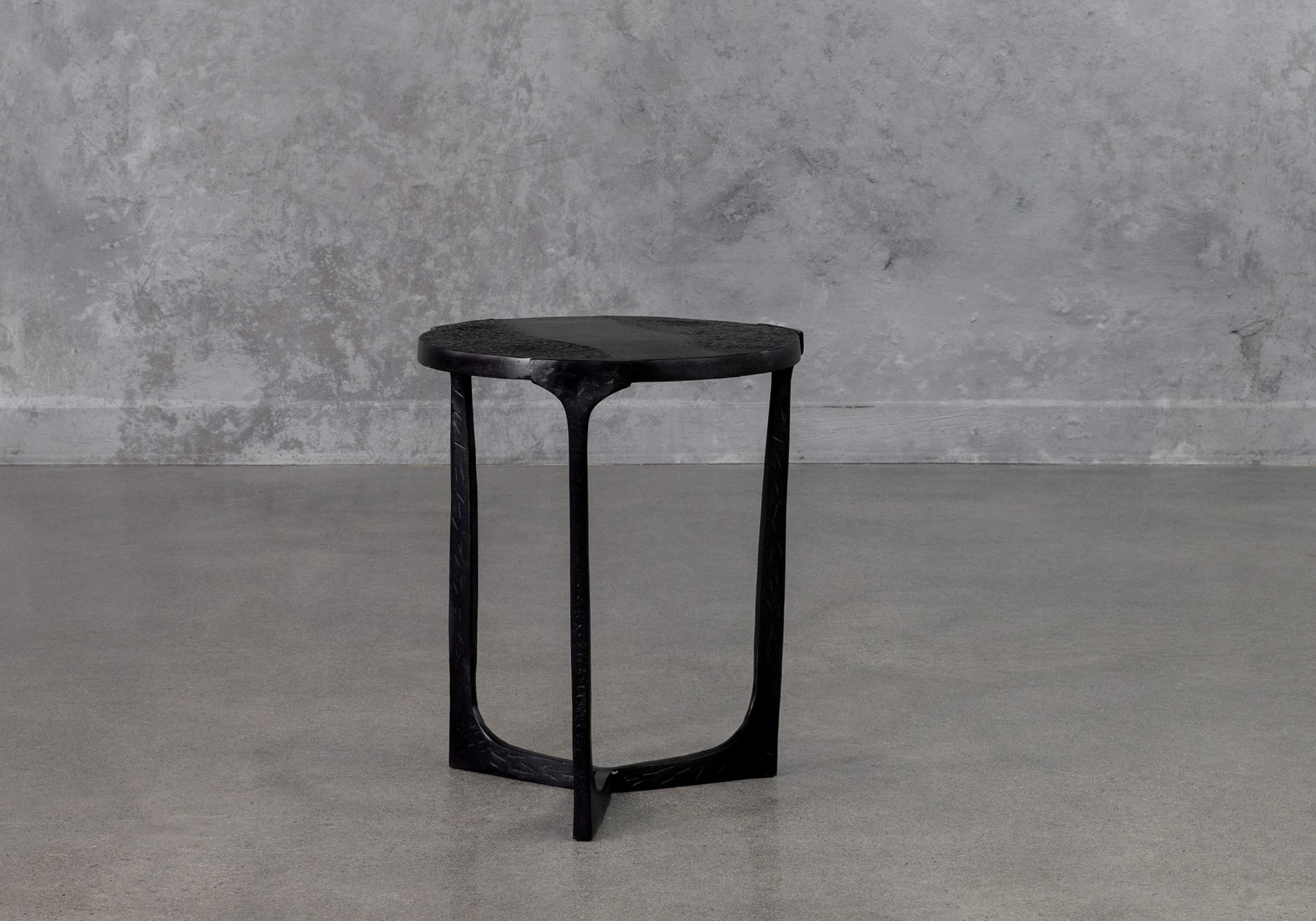 Romola End Table Angle
