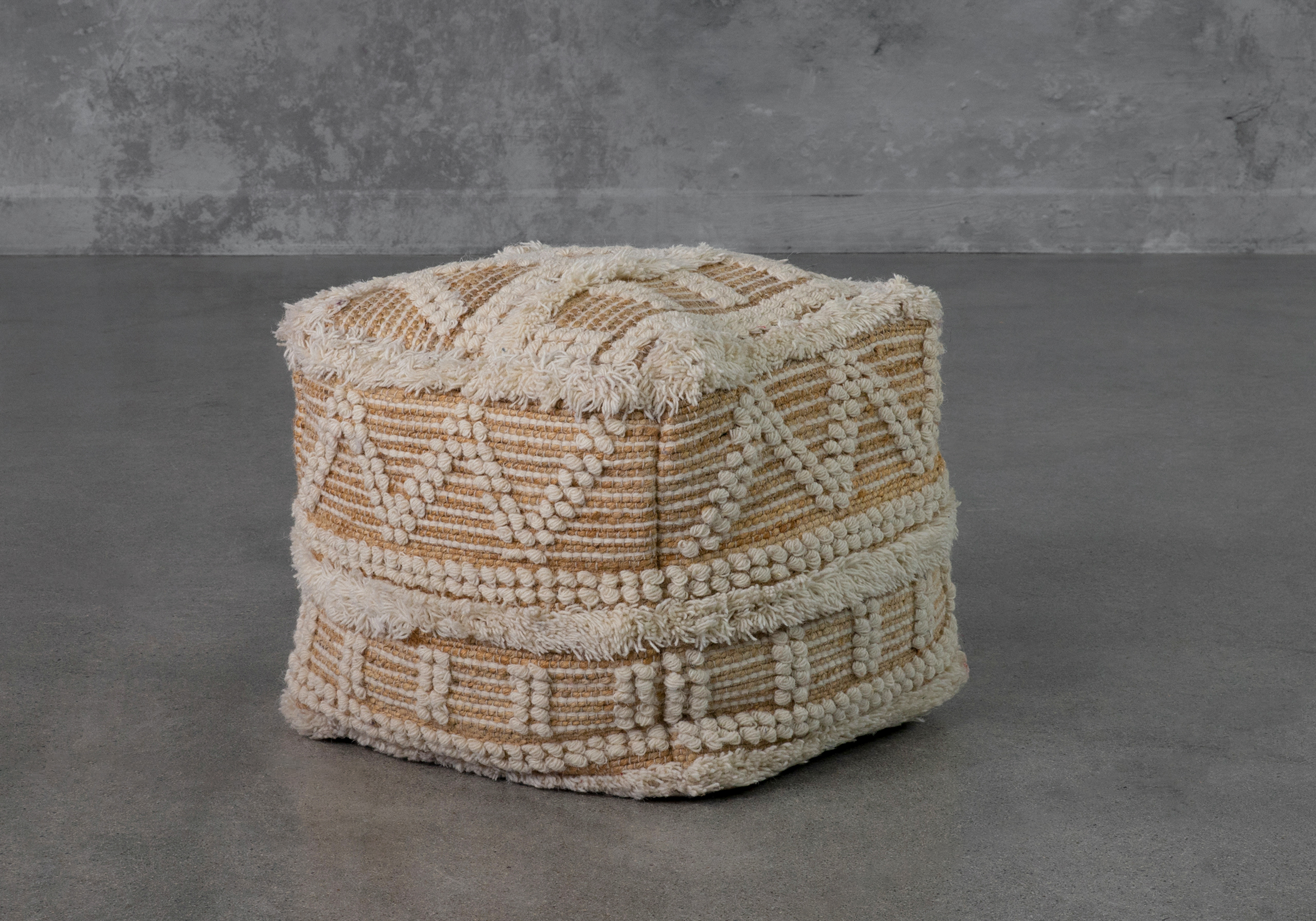 Tenty Pouf Angle