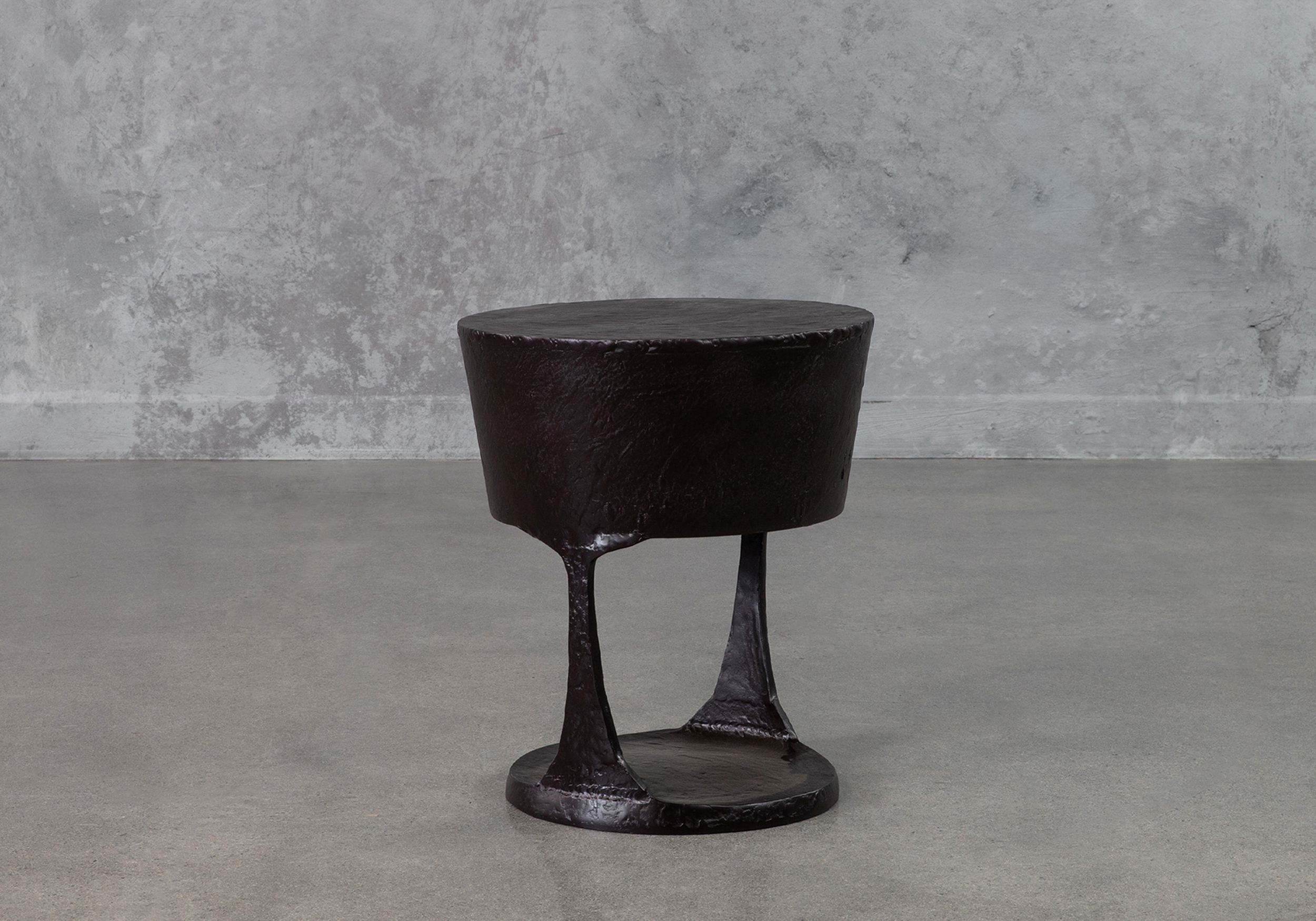 Valen End Table Angle