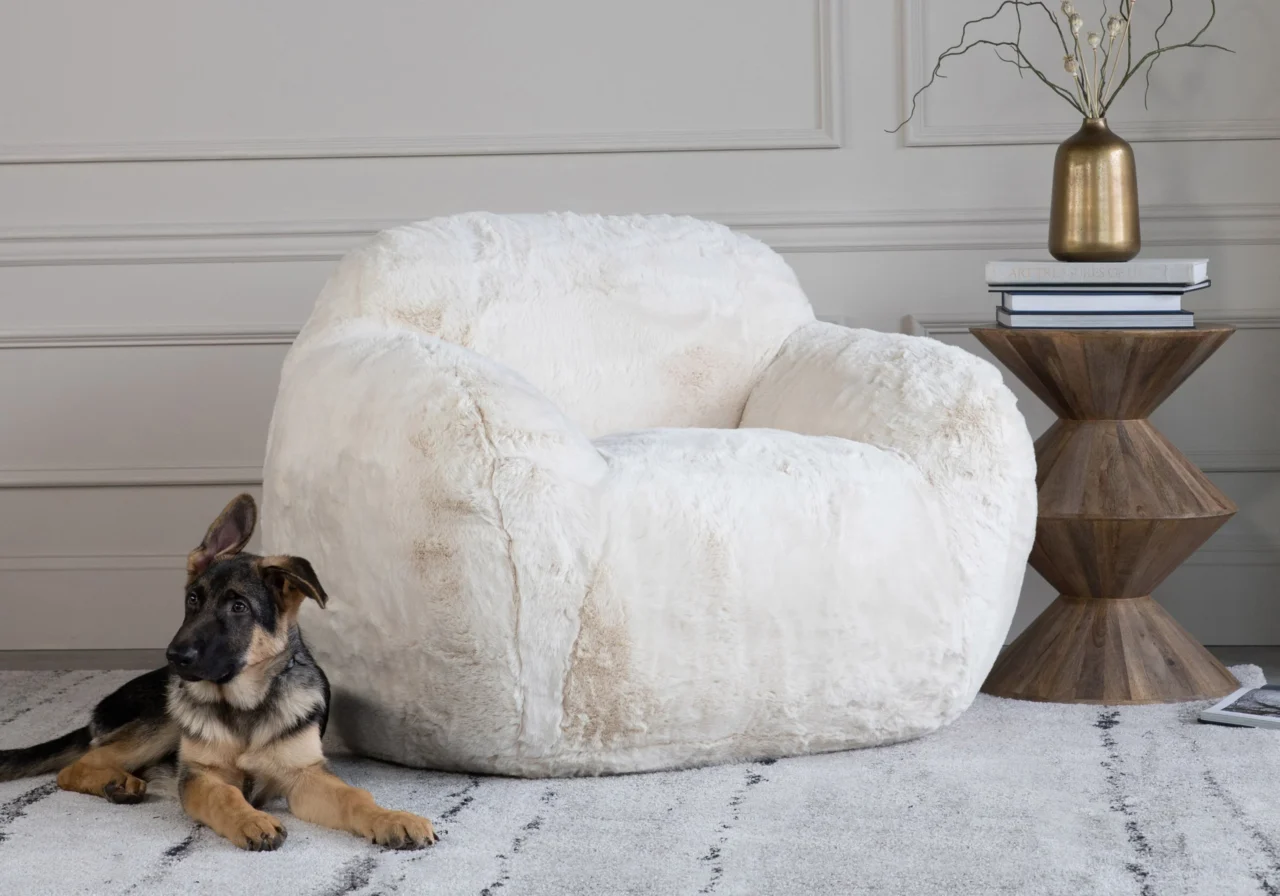 Plush bedroom chair discount