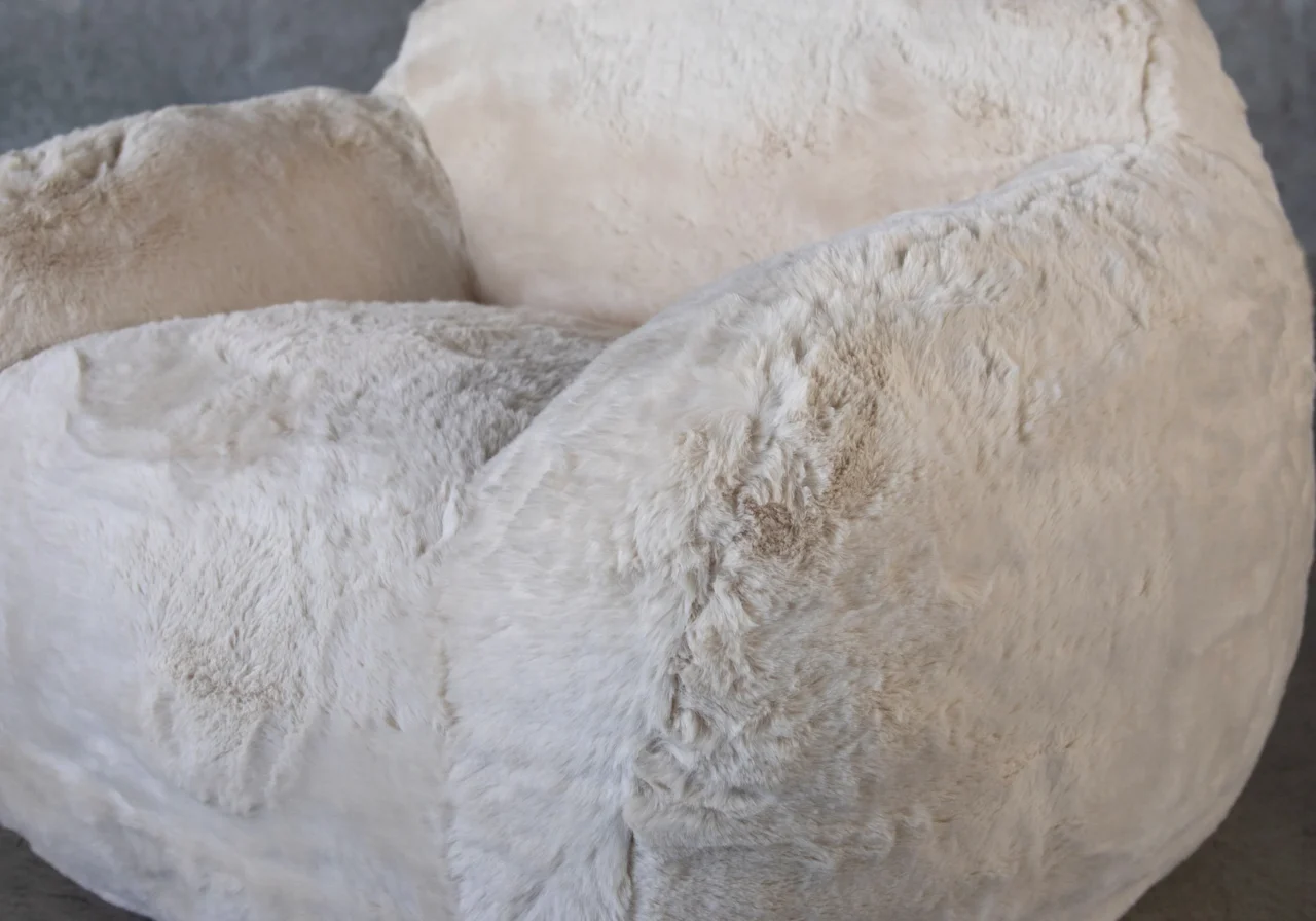 Teddy Chair Creme Detail