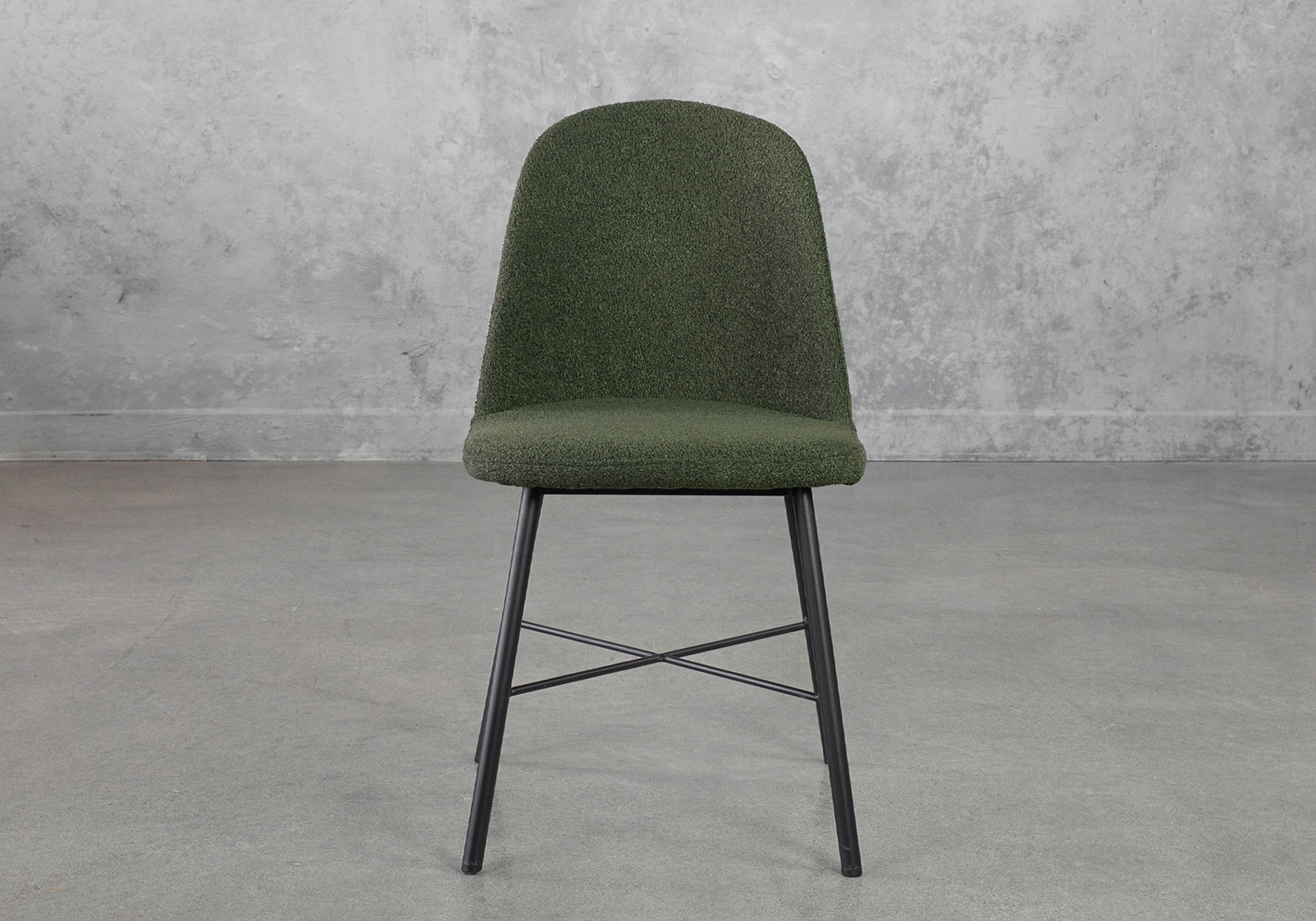 Lulu Chair GreenBK Front
