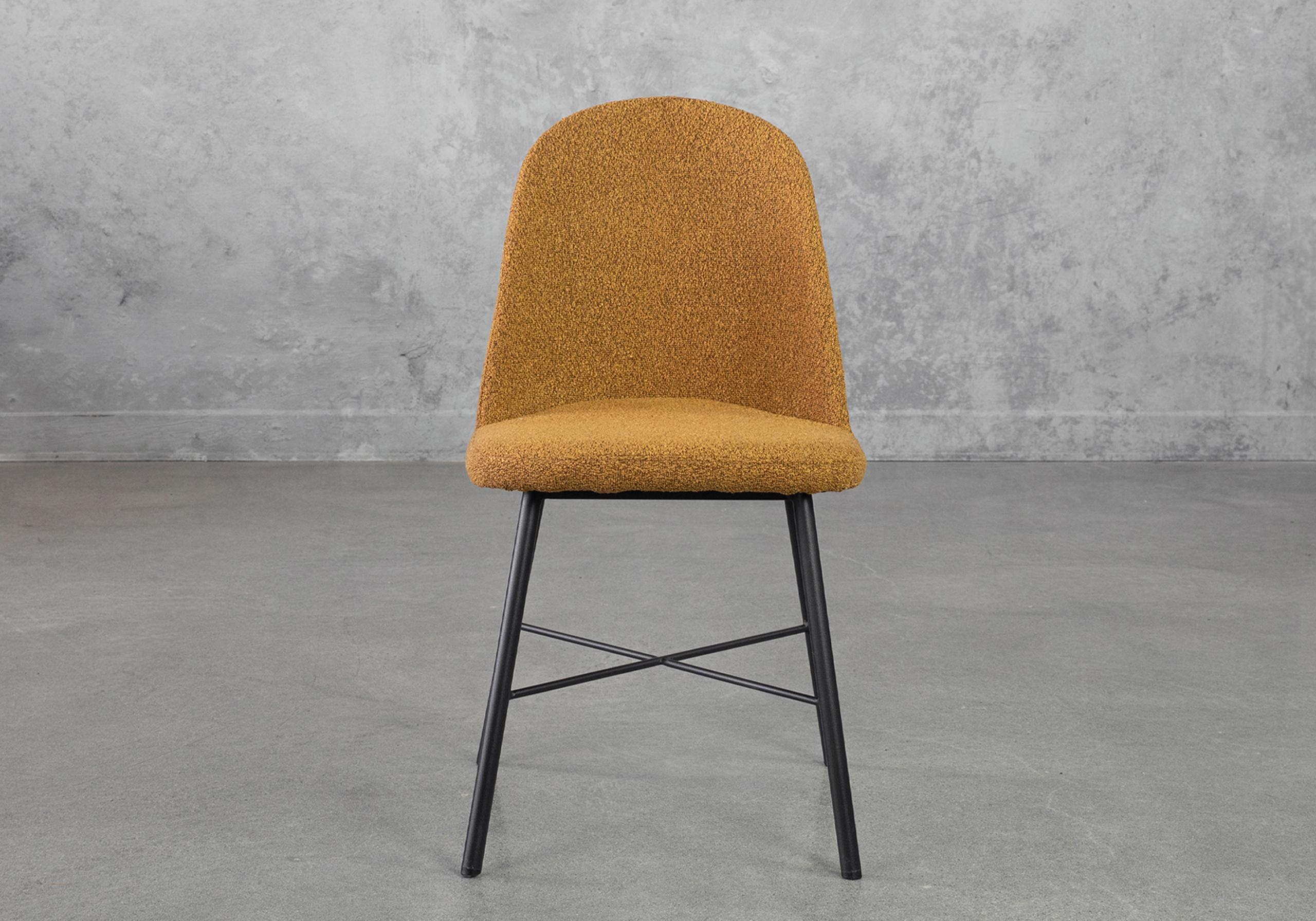 Lulu Chair OchreBK Front