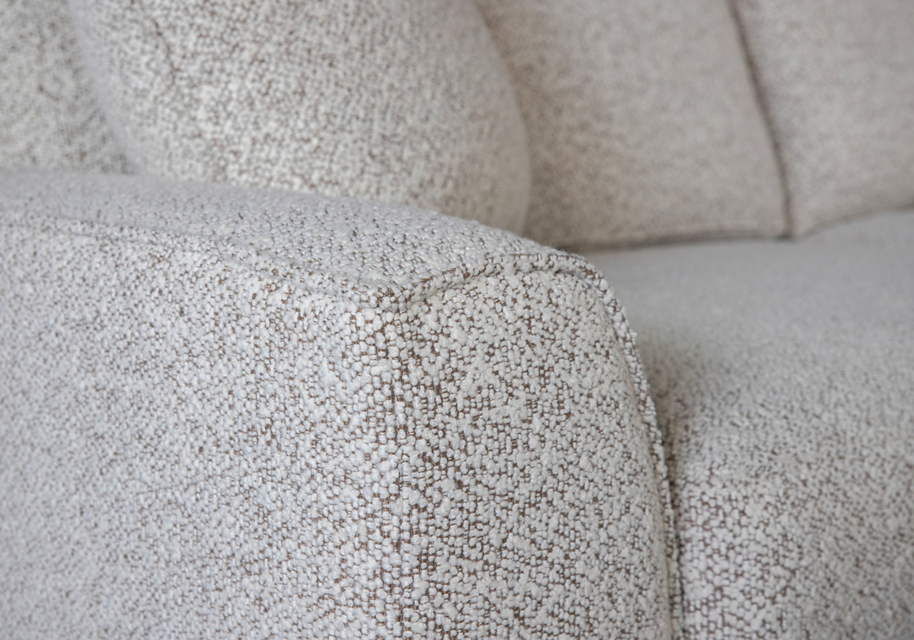 Bionda Teigan Praline Sofa - Arms