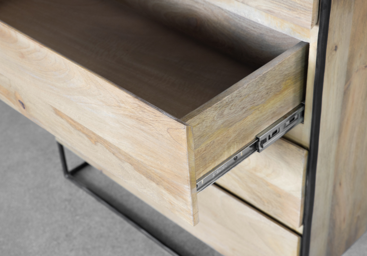 Malone High Chest - Details
