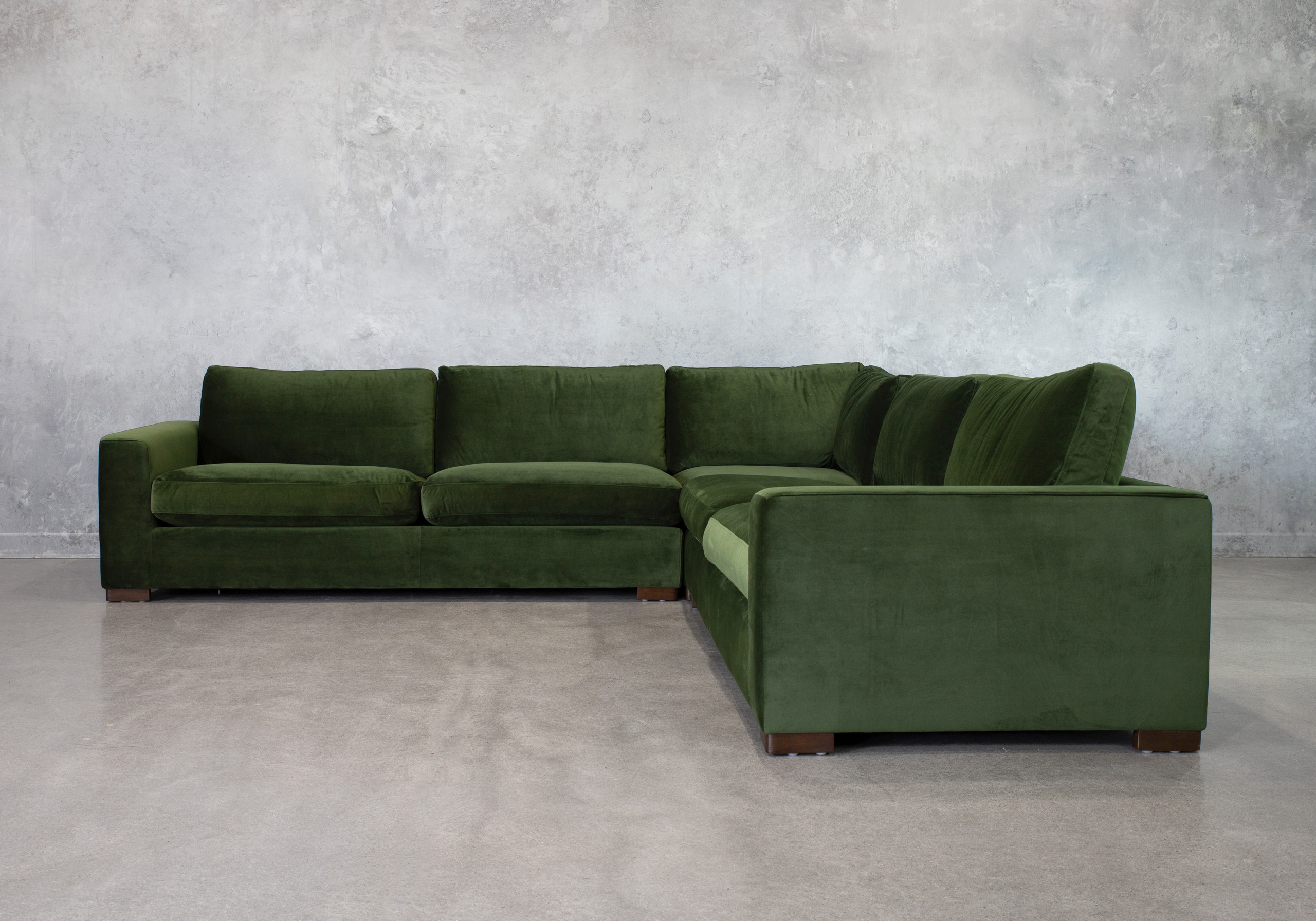 Lucca Sectional Green Front