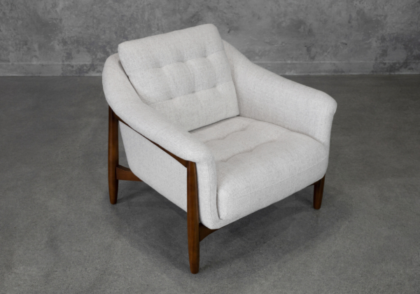 Peggy A391 Wheat Fabric Accent Chair