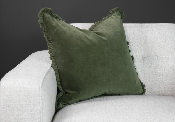 Ruffle Olive 20x20