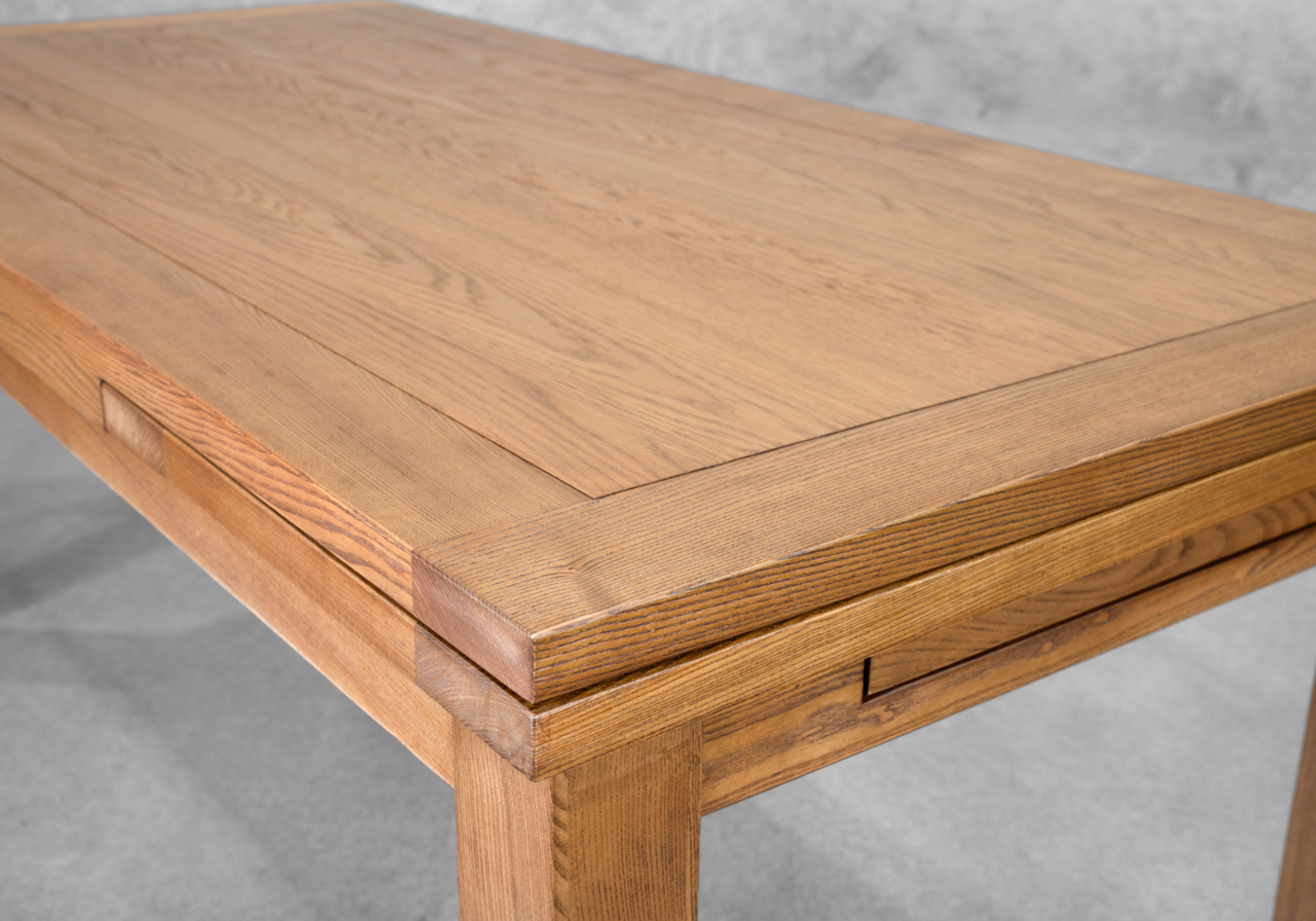 Kinsley Cognac Dining Table - Close Up