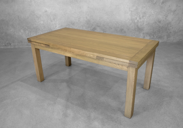 Kinsley Antique Blonde Dining Table