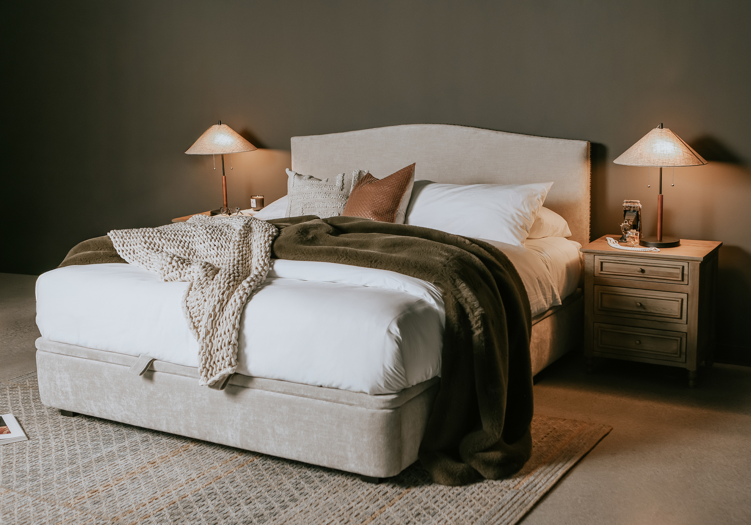 Dover Bed with Nightstands - Angle