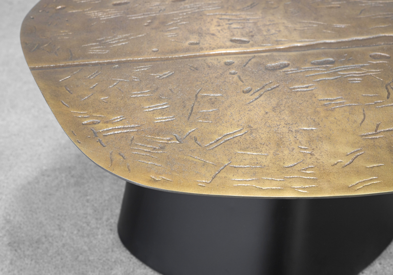 Haku Large Coffee Table - Close Up