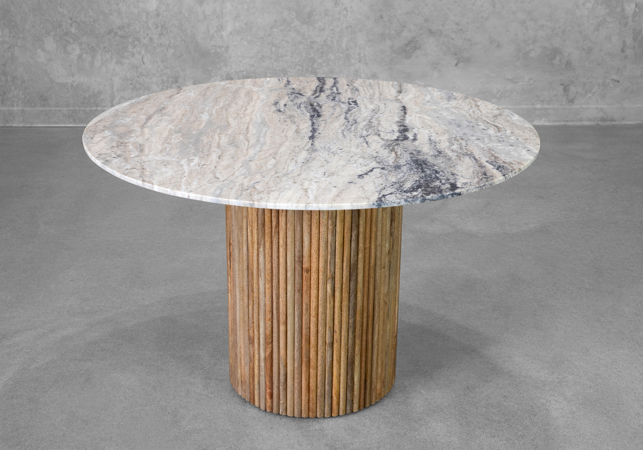 Brisk Dining Table