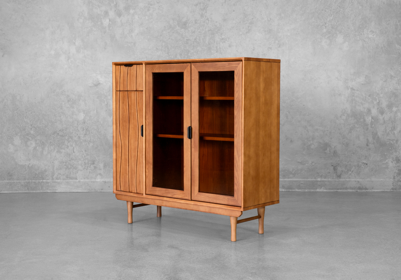 Meika Dresser - Angle