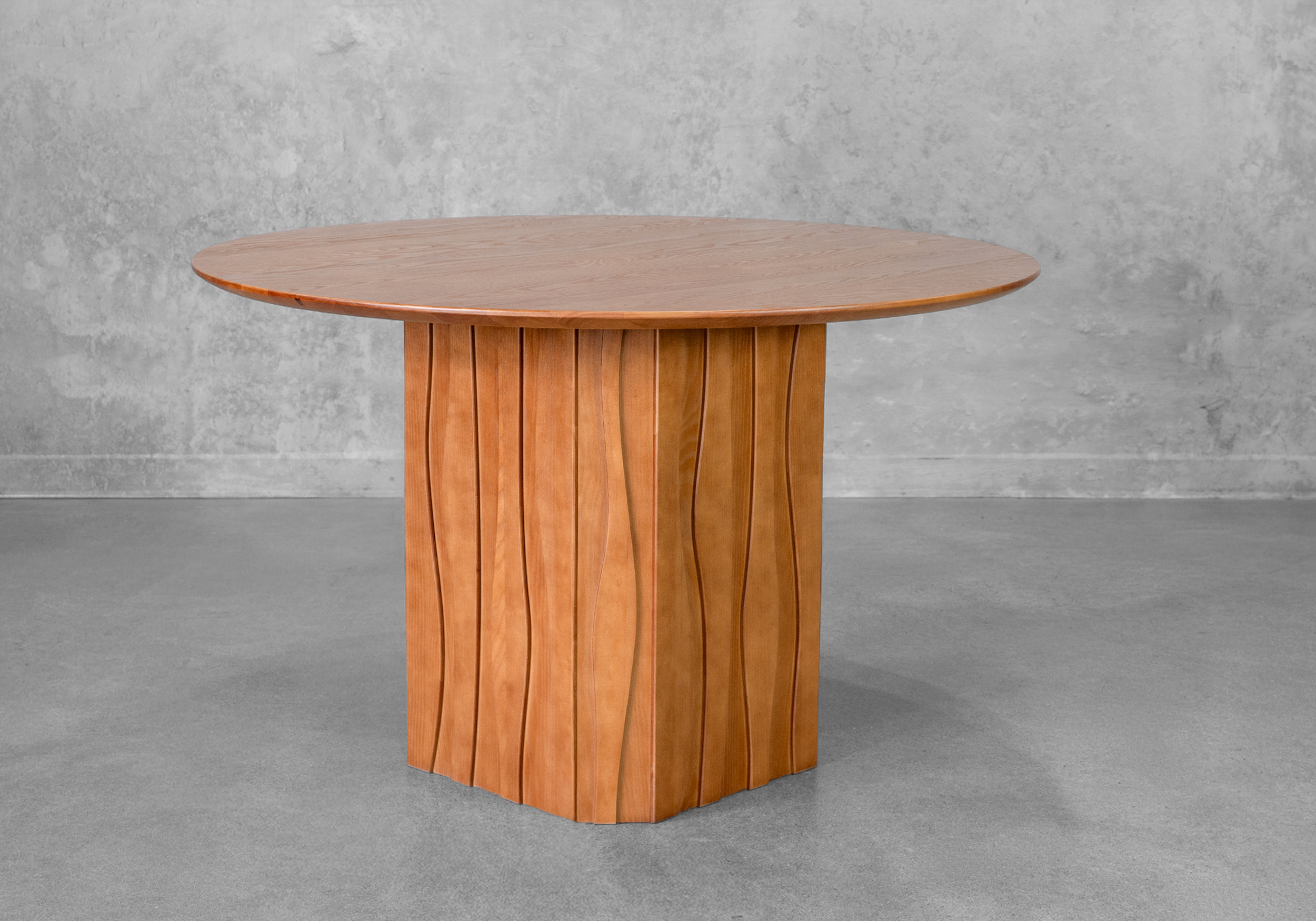 Meika Round Table - Angle
