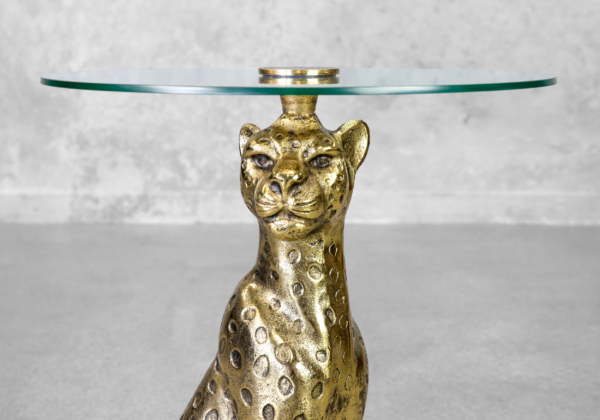 Pardus Accent Table - Close Up